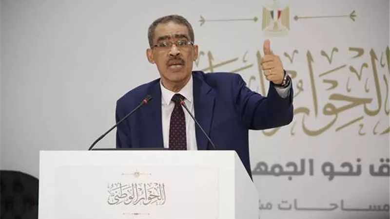 ضياء رشوان يدعو الاحزاب والكيانات لسرعة ارسال الاسماء المقترح مشاركتها بلجان الحوار الوطنى
