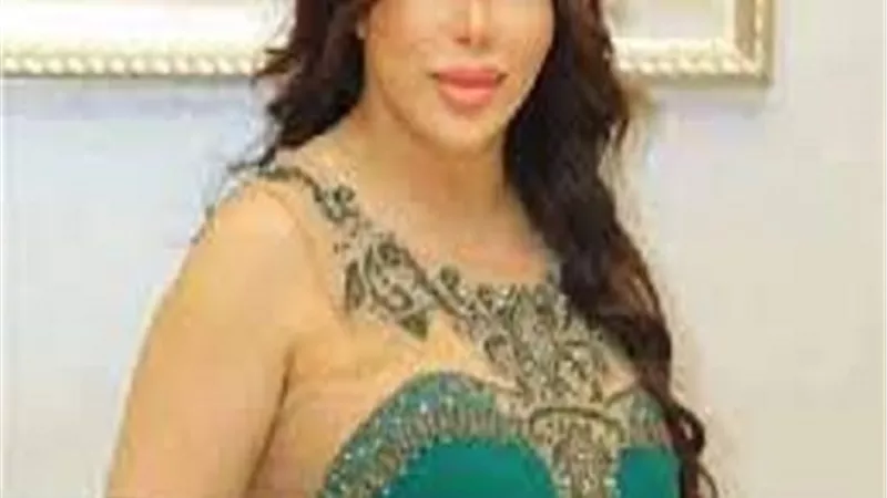 غادة إبراهيم تكشف سر انهيارها بجنازة سمير صبري