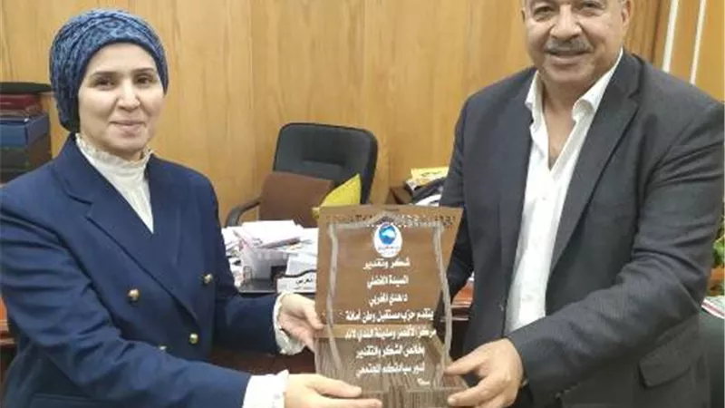 مستقبل وطن الأقصر يكرم السكرتير العام المساعد للمحافظة