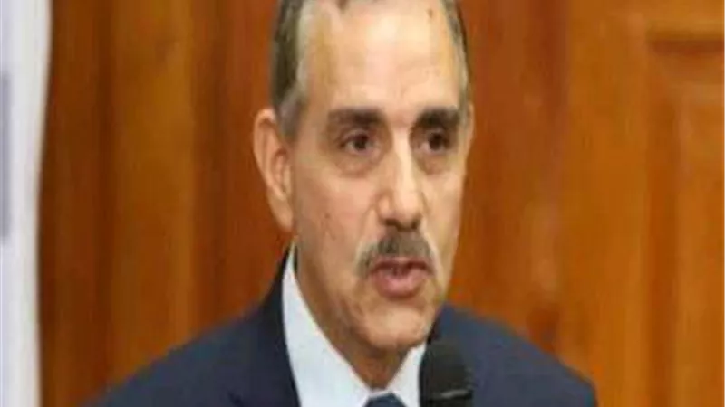 رئيس مركز ومدينة بلطيم يتابع استمرار أعمال النظافة ليلاً