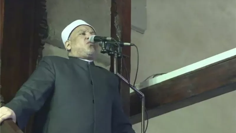 خطيب الجامع الأزهر:رمضان فرصة الأغنياء للنهوض بالمحتاجين