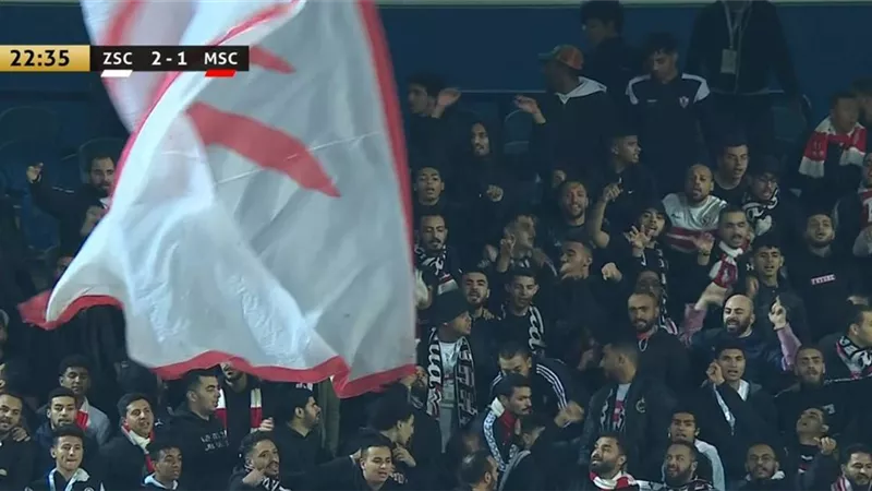 شاهد..جمهورالزمالك يعبرعن غضبه من الاداء أمام المريخ بطريقة مميزة