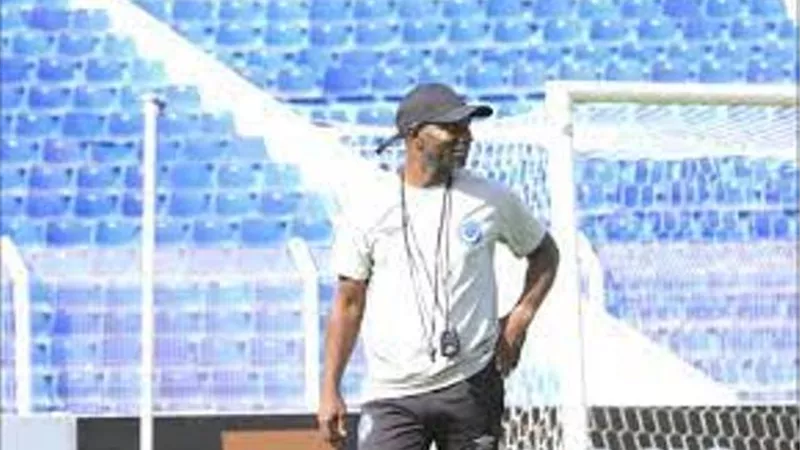 المدير الفنى للهلال السودانى: وجود 50 الف مشجع مع الاهلى لايشغلنا