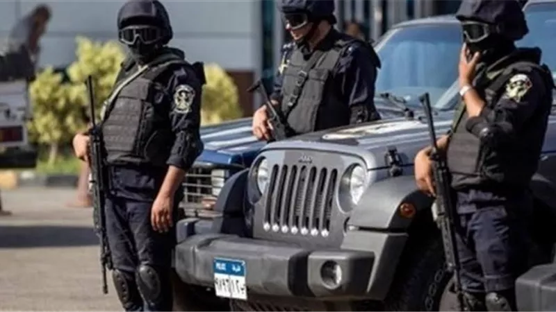 السرقة وراء الواقعة .. تفاصيل مقتل عامل داخل مدرسة بالدقهلية
