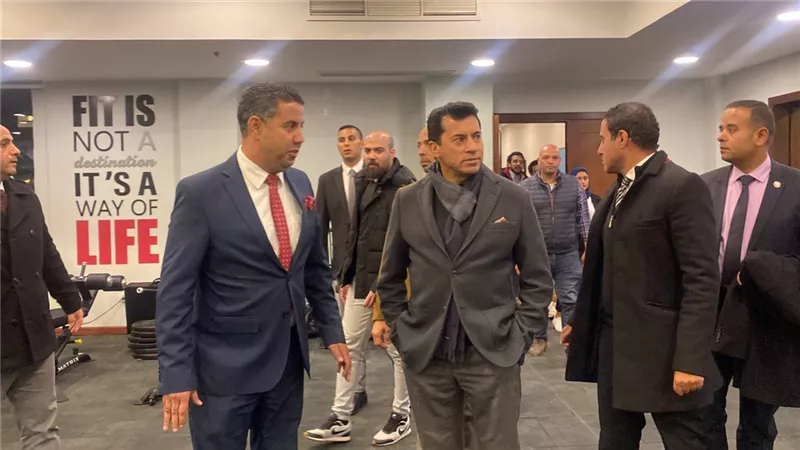 وزير الرياضة يتفقد الأنشطة والبرامج الرمضانية بالأسمرات