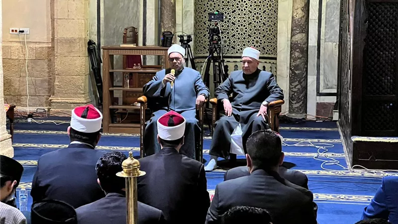 العواري: الله أكبر كانت أقوى من قنابل العدو في النصر
