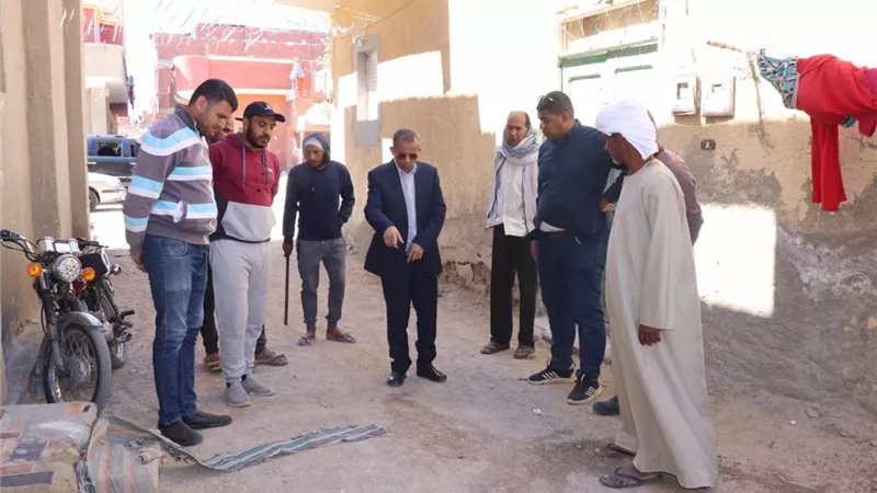 رئيس شركة مياه البحر الأحمر يتفقد مواقع الشركة بمدينة القصير