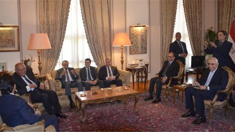 وزير الخارجية يستقبل رئيس مجلس النواب العراقي