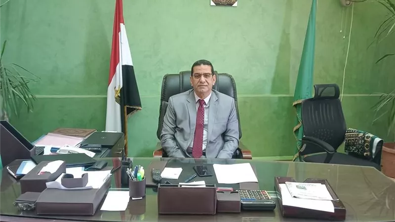 فتح باب الترخيص لسيارات اجرة ميكروباص 14 راكب بمركز المنيا