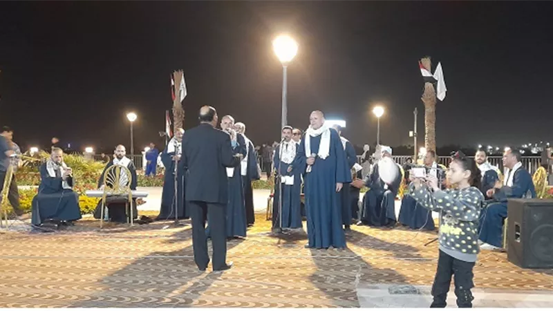 انطلاق العروض الفنية والثقافية بالممشى السياحي