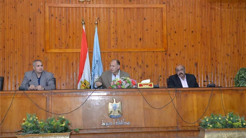 المحافظ يوافق على إنشاء المعهد العالي للتكنولوجيا بأسيوط الجديدة