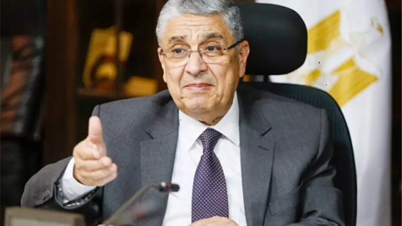 794 مليون جنيه لتحديث شبكة كهرباء الاسكندرية والساحل الشمالى