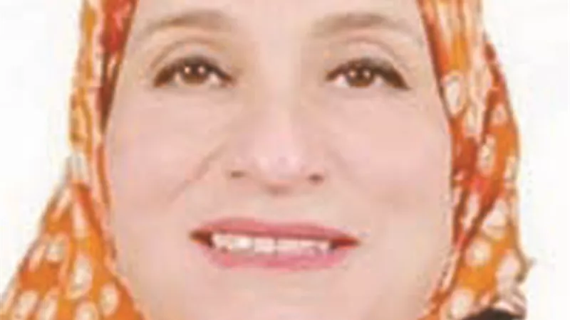 دكتورة إحسان: الفانوس أبوشمعة كان مصدر بهجة.. قبل انتشار
