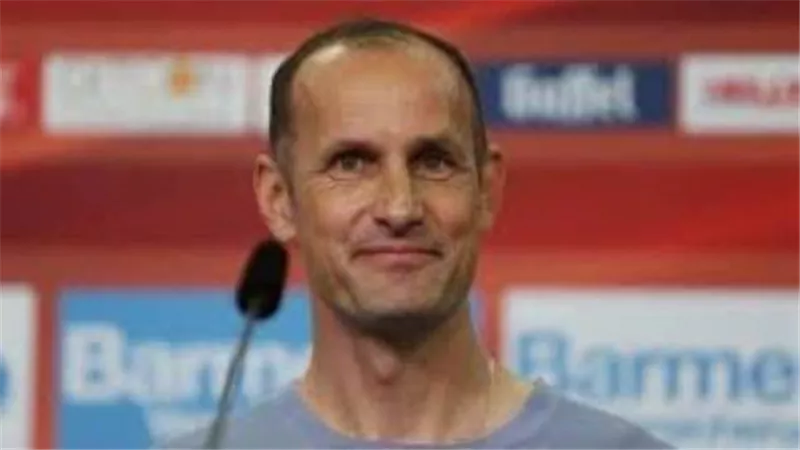 الزمالك يقترب من التعاقد مع الألمانى هيرليتش لتدريب الفريق
