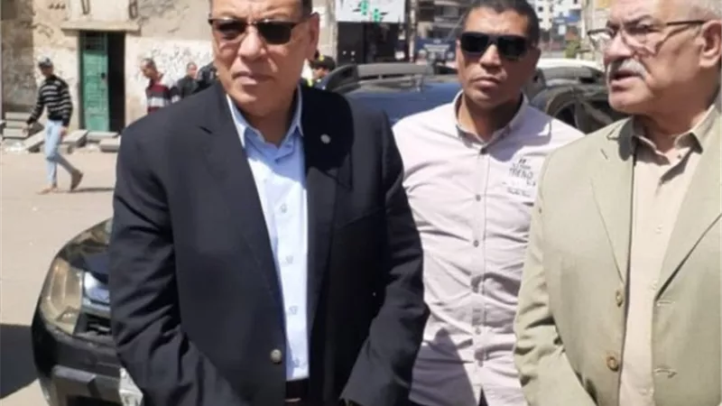 تكثيف اعمال النظافة بطريق الزقازيق العصلوجى