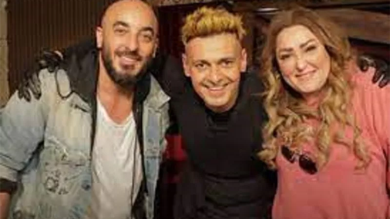 رامز جلال لـ حسام الحسينى : 