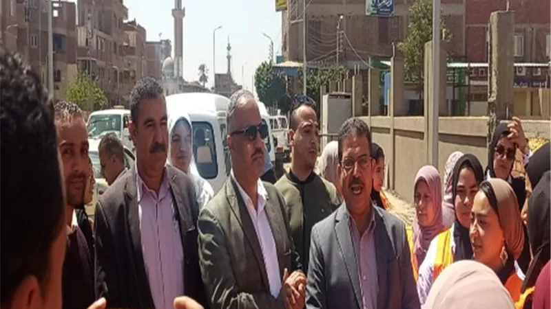 وفد شباب البرلمان في زيارة لقري حياة كريمة بشبين القناطر