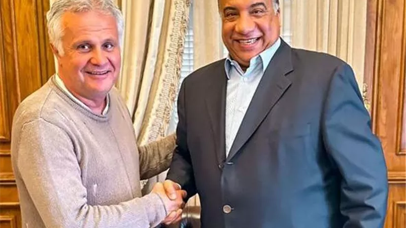 رسمياً.. الاتحاد السكندري يجدد عقد الصربى زوران لموسم جديد