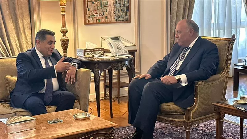 شكرى يستقبل وزير الدولة البريطاني للشرق الأوسط وشمال إفريقيا