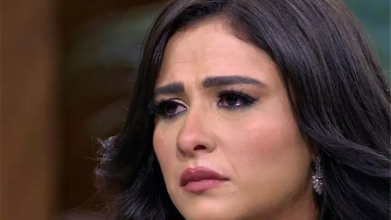 بعد رفعها دعوى خلع.. متابعى ياسمين عبد العزيز: