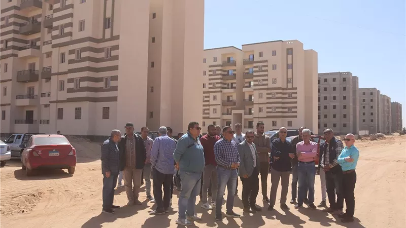 رئيس جهاز العاشر يتابع معدلات تنفيذ وحدات 