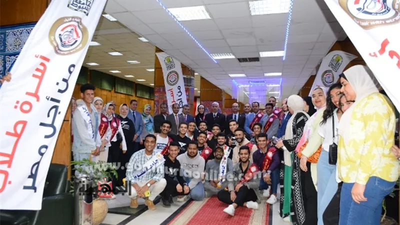 رئيس جامعة أسيوط يشارك 