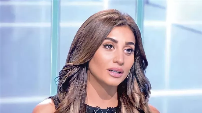 وفاة والد دينا الشربيني والجنازة اليوم من مسجد المشير طنطاوى
