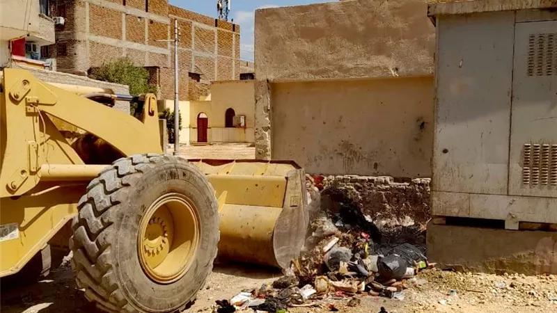 رفع ٦٧٨١ طن قمامة وأتربة وتراكمات بمدينة الأقصر