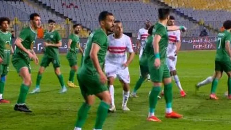 بالاسماء .. إدارة الزمالك تطيح بـ 5 لاعبين بسبب الهزيمة من المصرى