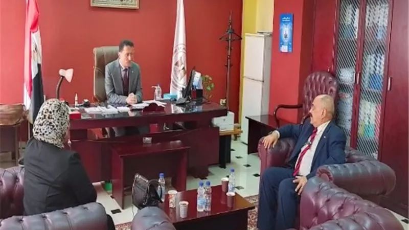 القوى العاملة في زيارة ميدانية للمنطقة الحرة بالإسماعيلية
