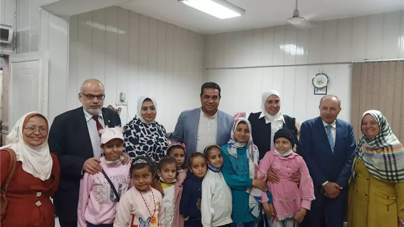حفل افطار للأطفال بوحدة أمراض الدم بطب الزقازيق