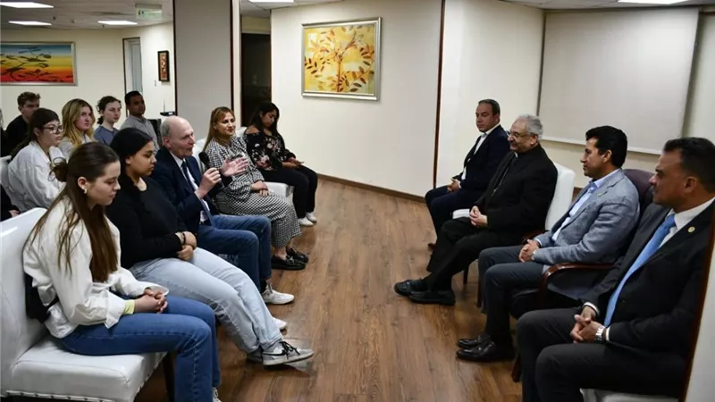 وزير الرياضة يلتقي وفد الشباب الألماني المصري