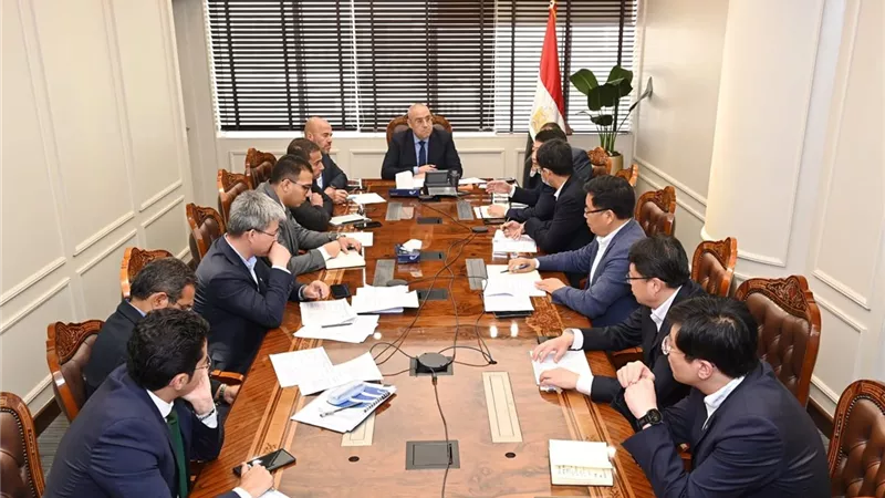 الجزار يتابع مشروع منطقة الأعمال المركزية بالعاصمة الإدارية