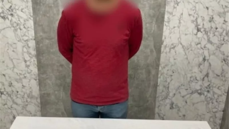 بأسلوب 