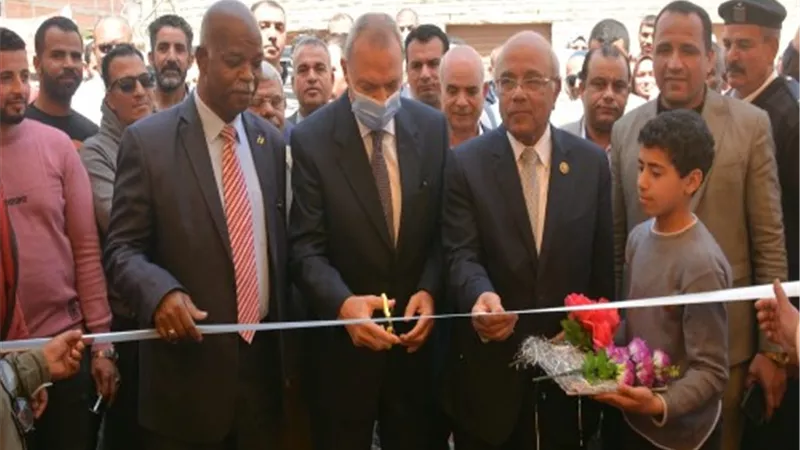 محافظ القليوبية يفتتح معرض