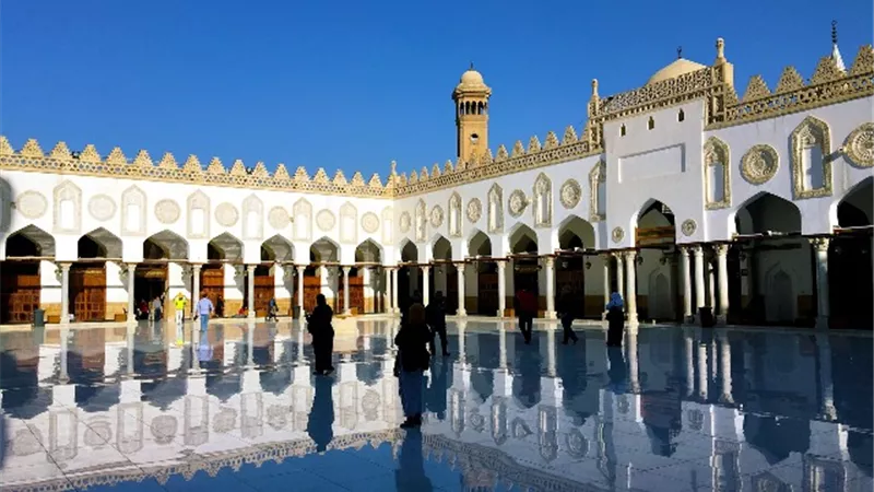 الجامع الأزهر:الشكر زيادة في النعم وسعادة في الدنيا وفوز بالآخرة
