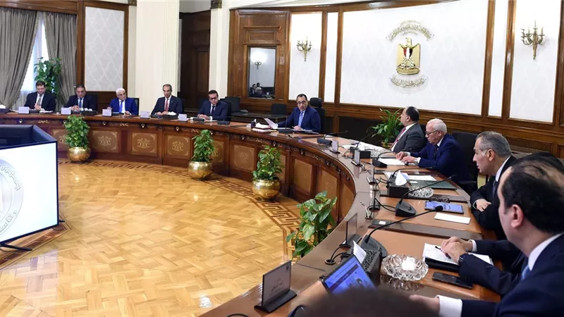 رئيس الوزراء يتابع الموقف التنفيذي لمنظومة التأمين الصحي الشامل