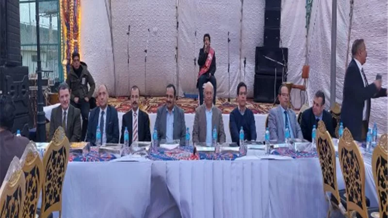 رئيس جامعة بنها يُكرم المشاركين فى مبادرة 