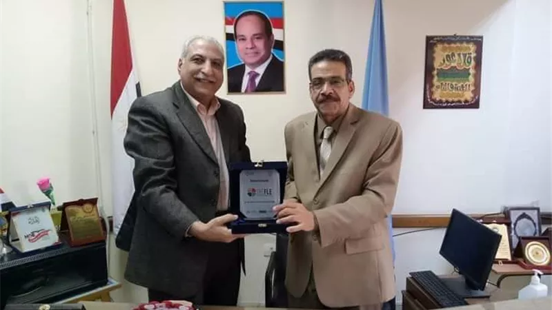 3 مراكز متقدمة للبحر الاحمر في مسابقة الرائد المثالي