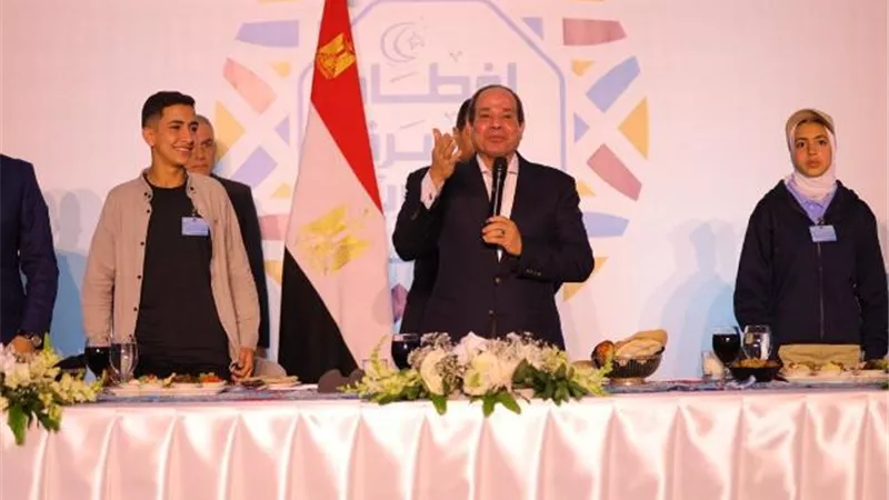 السيسى: نعمل على تحسين الخدمات والمرافق بشكل أكبر للمواطنين