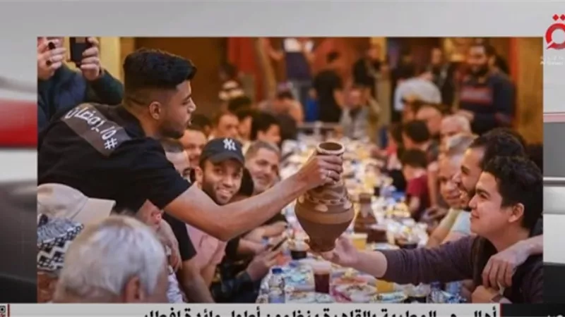 على مدار 8 سنوات.. أهالي حي المطرية بالقاهرة ينظمون أطول مائدة إفطار
