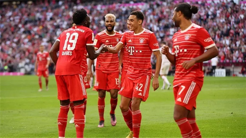 فرايبورج ضد بايرن ميونخ .. مواعيد مباريات الدوري الألماني اليوم