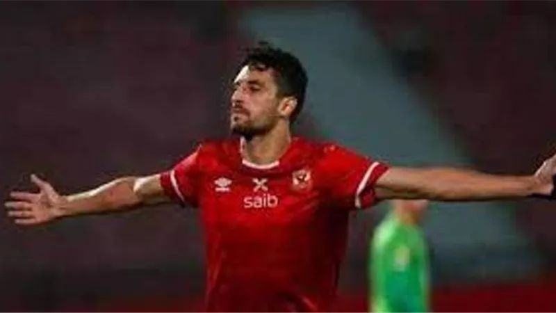 طبيب الاهلى يحسم مشاركة نجم الفريق فى نهائى الكأس