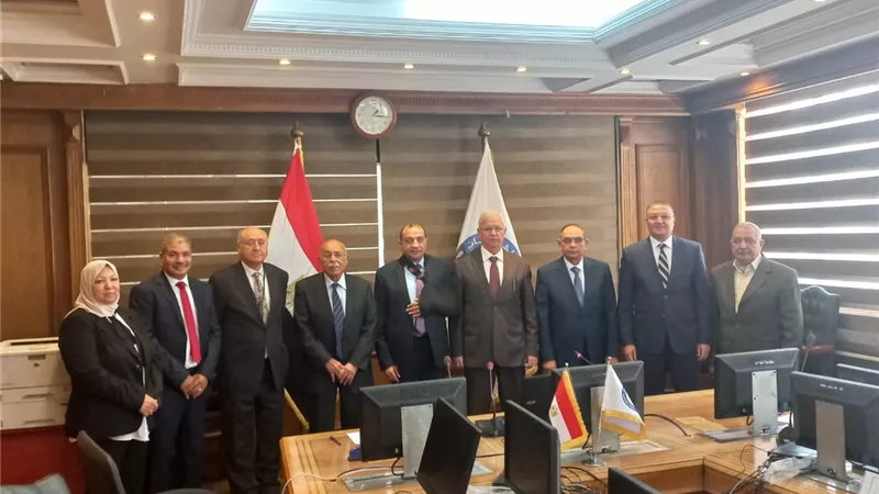 لجنة اختيار رؤساء الجامعات تقابل المُرشحين لكفرالشيخ وجنوب الوادي