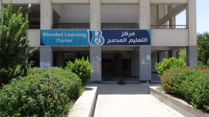 مركز التعليم المدمج بجامعة القاهرة يعلن موعد اختبارات القبول