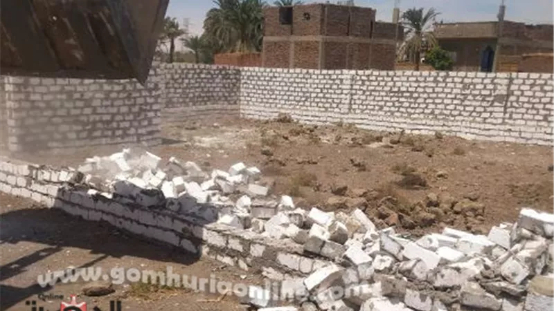 إزالة 6 حالات تعدى على الأراضى بإسنا جنوب الأقصر