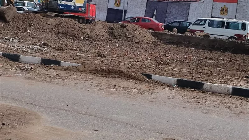 رفع كفاءة شارع الجيش بالكامل وكورنيش ترعة المنصورية
