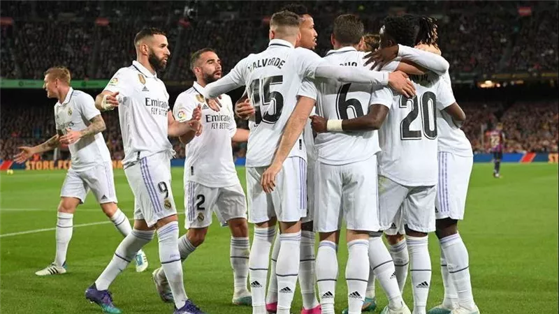 عقوبة قاسية تنتظر نجم ريال مدريد بسبب لاعب فياريال