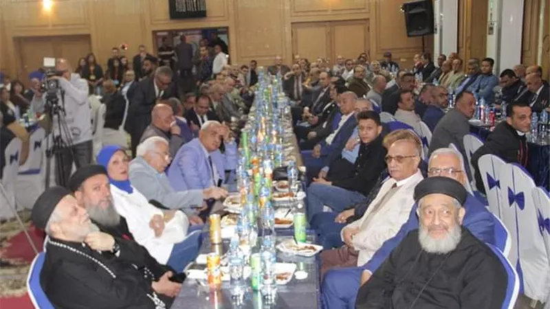 بالصور.. جمعية الشبان المسيحية تنظم حفل افطار
