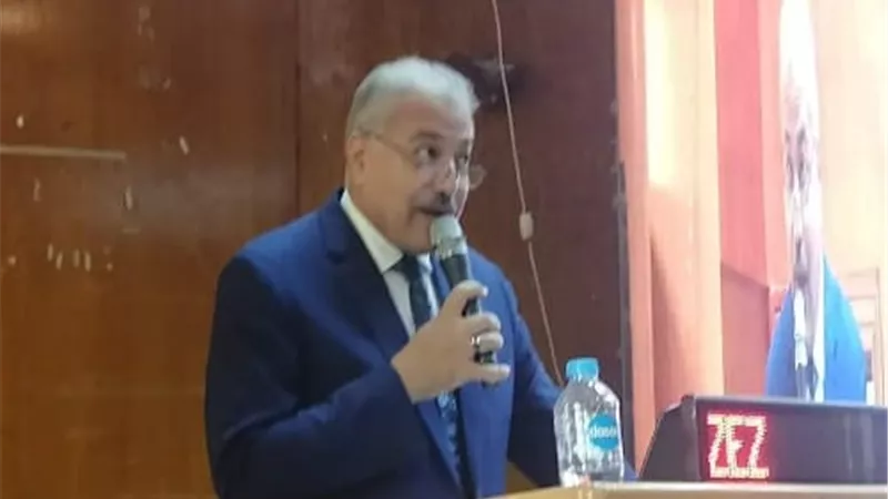 الخطيب: إصدار ١٥٤ رخصة لمنشآت طبية بالقليوبية فى ٣ شهور